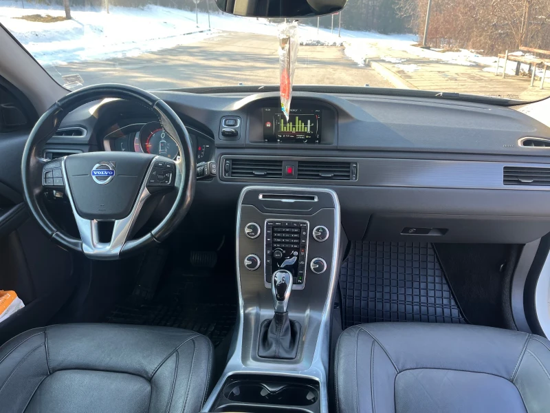 Volvo V70, снимка 14 - Автомобили и джипове - 49248310