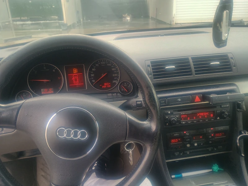 Audi A4 1.9 TDI, снимка 7 - Автомобили и джипове - 49607544