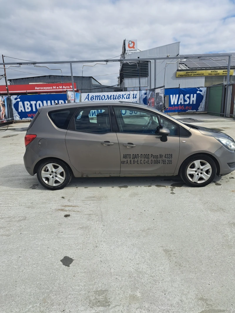 Opel Meriva B , снимка 2 - Автомобили и джипове - 52671516