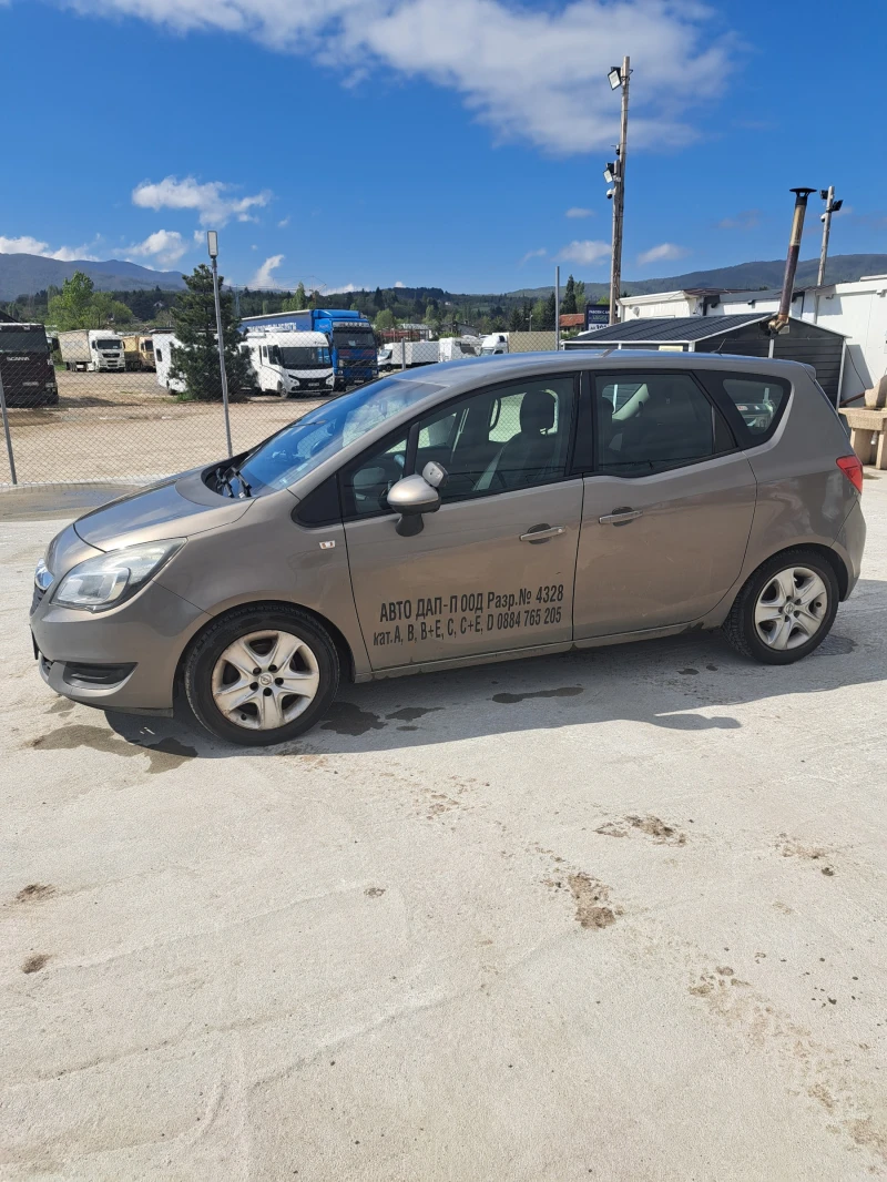 Opel Meriva B , снимка 17 - Автомобили и джипове - 52671516