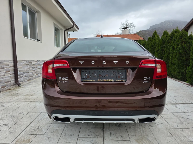Volvo S60 2.4 D CROSS COUNTRY AWD KATO HOBA, снимка 6 - Автомобили и джипове - 52336380