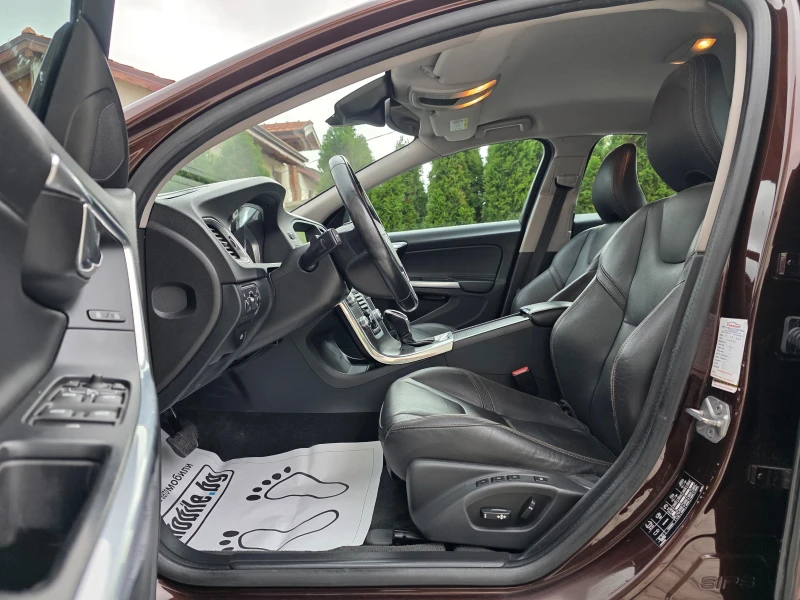Volvo S60 2.4 D CROSS COUNTRY AWD KATO HOBA, снимка 12 - Автомобили и джипове - 52336380