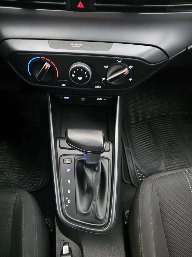 Hyundai I20 1.0 TCe 100 hp EDC, снимка 9 - Автомобили и джипове - 52773627