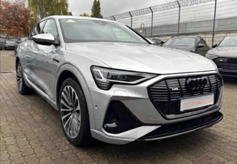 Audi E-Tron Quatro/Sportback/55/2xS line/Kam