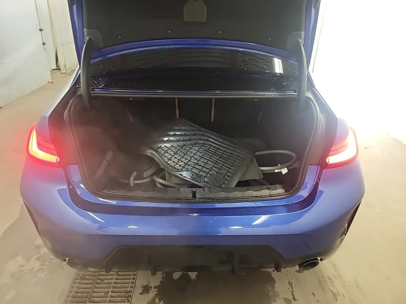 BMW 330 * 330E xDrive * M-Sport * CARFAX * Plug In Hybrid , снимка 14 - Автомобили и джипове - 53341291