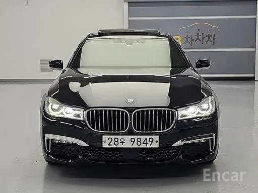 BMW 740 Li / XDRIVE / M SPORT/360 / 3хTV / МАСАЖИ / ЛИЗИНГ, снимка 2 - Автомобили и джипове - 55696184