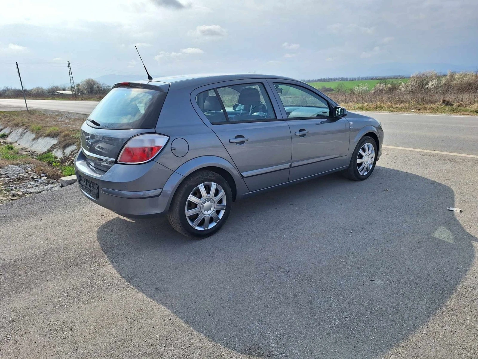 Opel Astra 1.7 CDTI - изображение 6