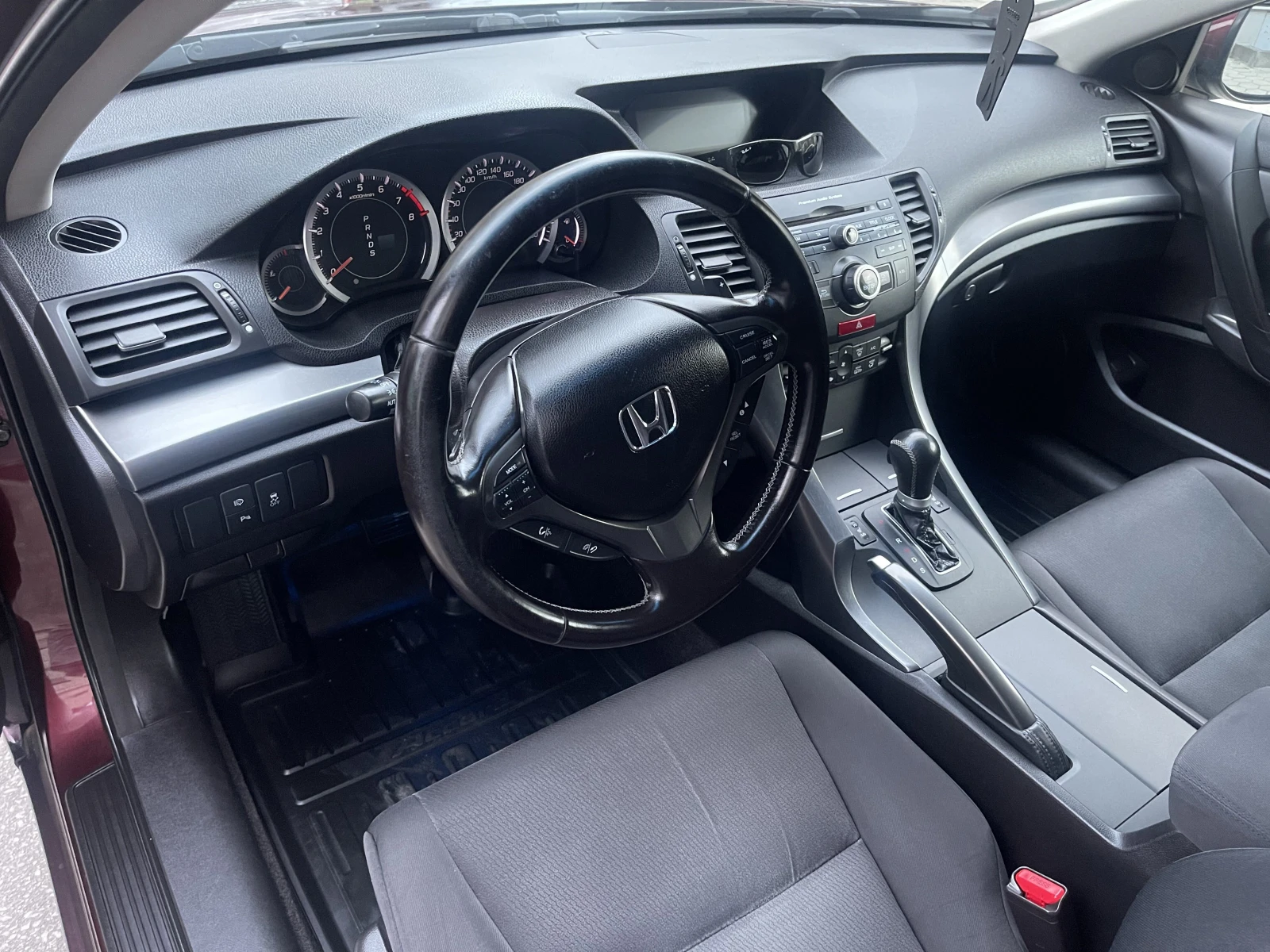 Honda Accord VIII FaceLift - изображение 9