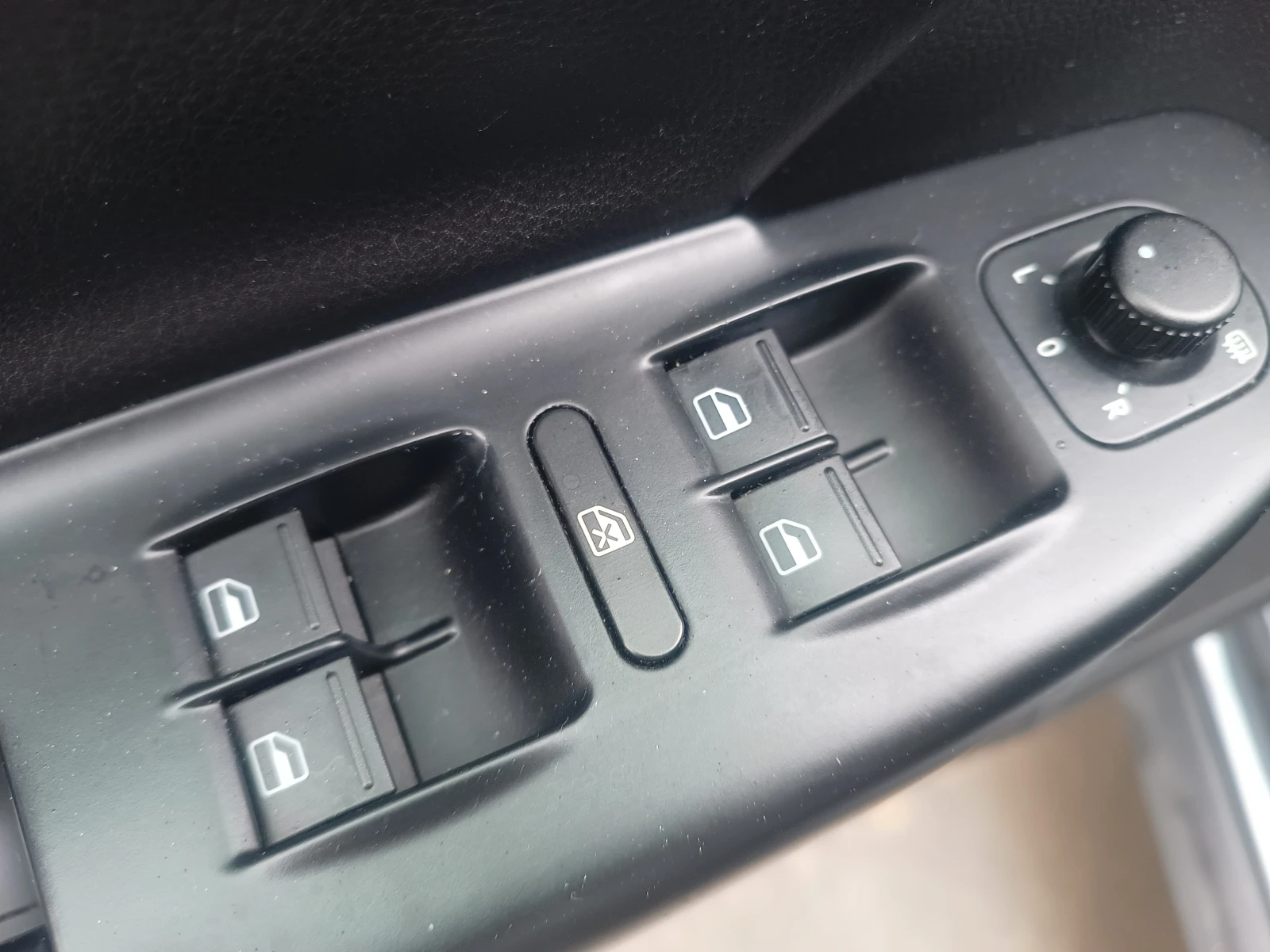 VW Passat Keyless 4x4 DSG - изображение 8