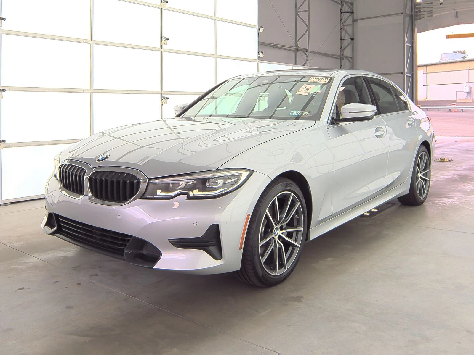 BMW 330 xDrive* CARFAX* ОПЦИЯ ЗА ФИНАНСИРАНЕ*  - изображение 2