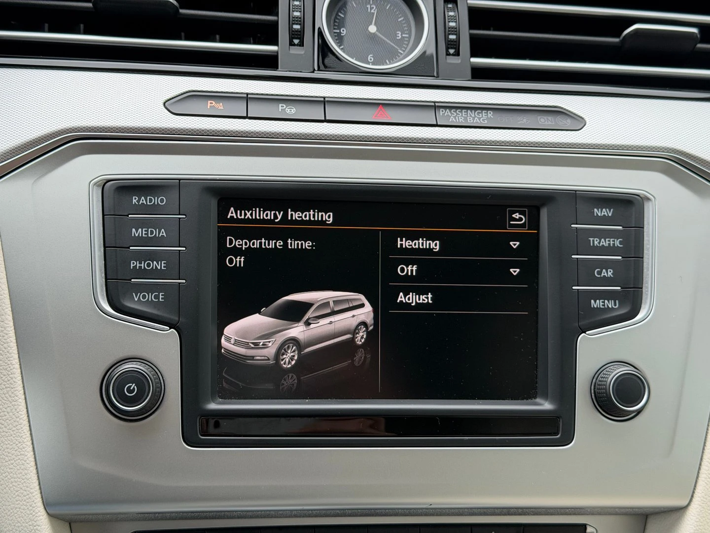 VW Passat VW Passat Var. Comfortline 2.0TDI SCR BMT | Mobile.bg   13