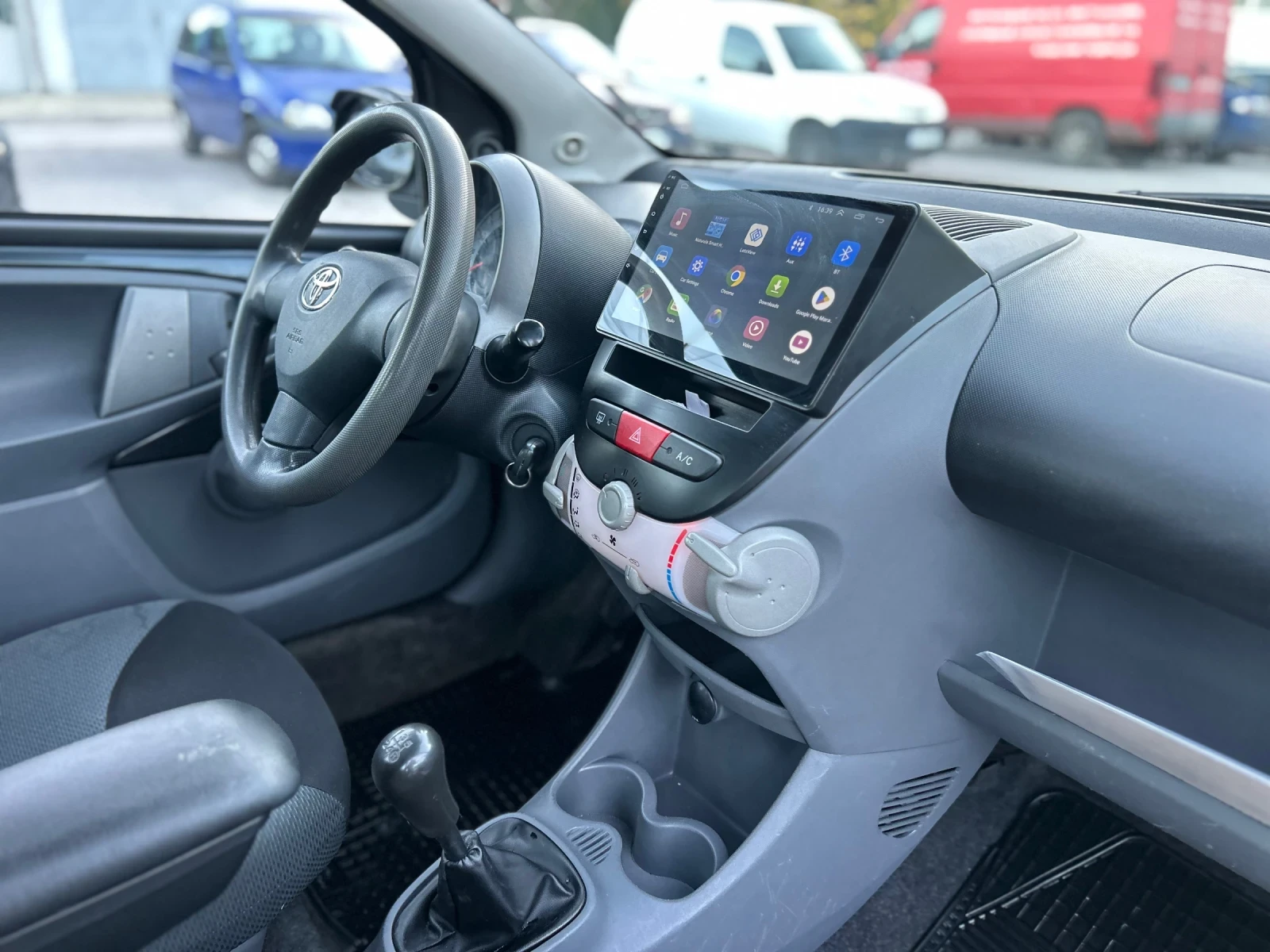 Toyota Aygo 1.0 - изображение 9