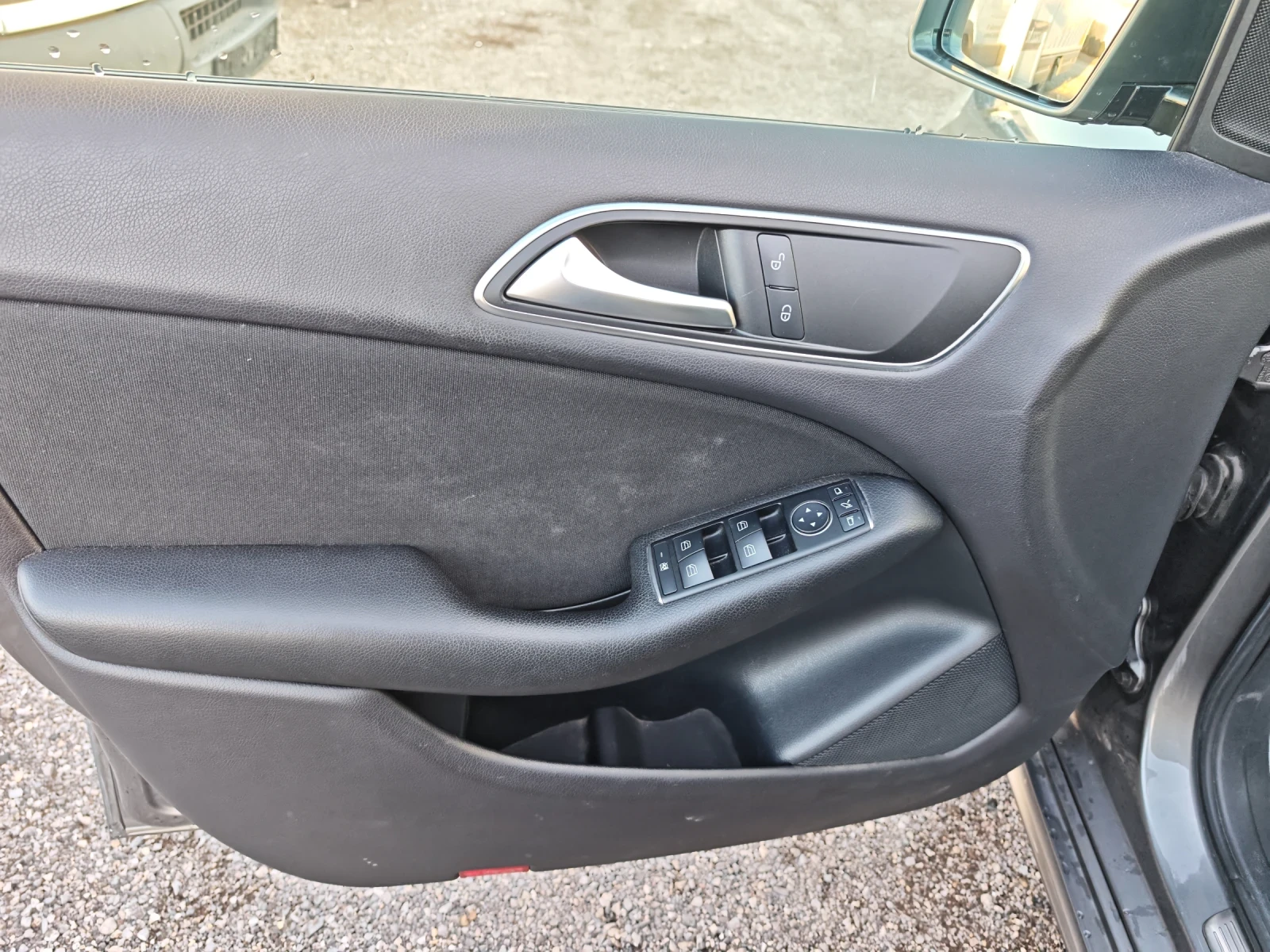 Mercedes-Benz B 180  148..  6   Euro5B  | Mobile.bg   11