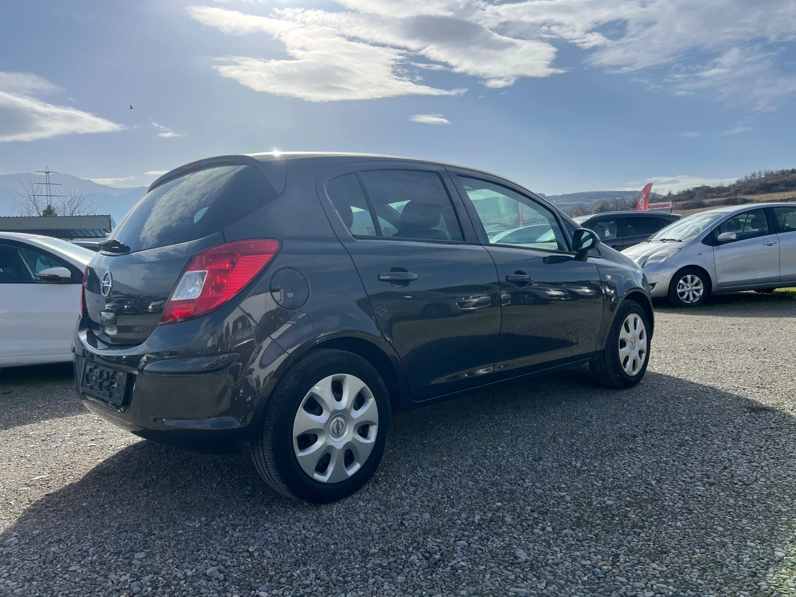 Opel Corsa  - изображение 6