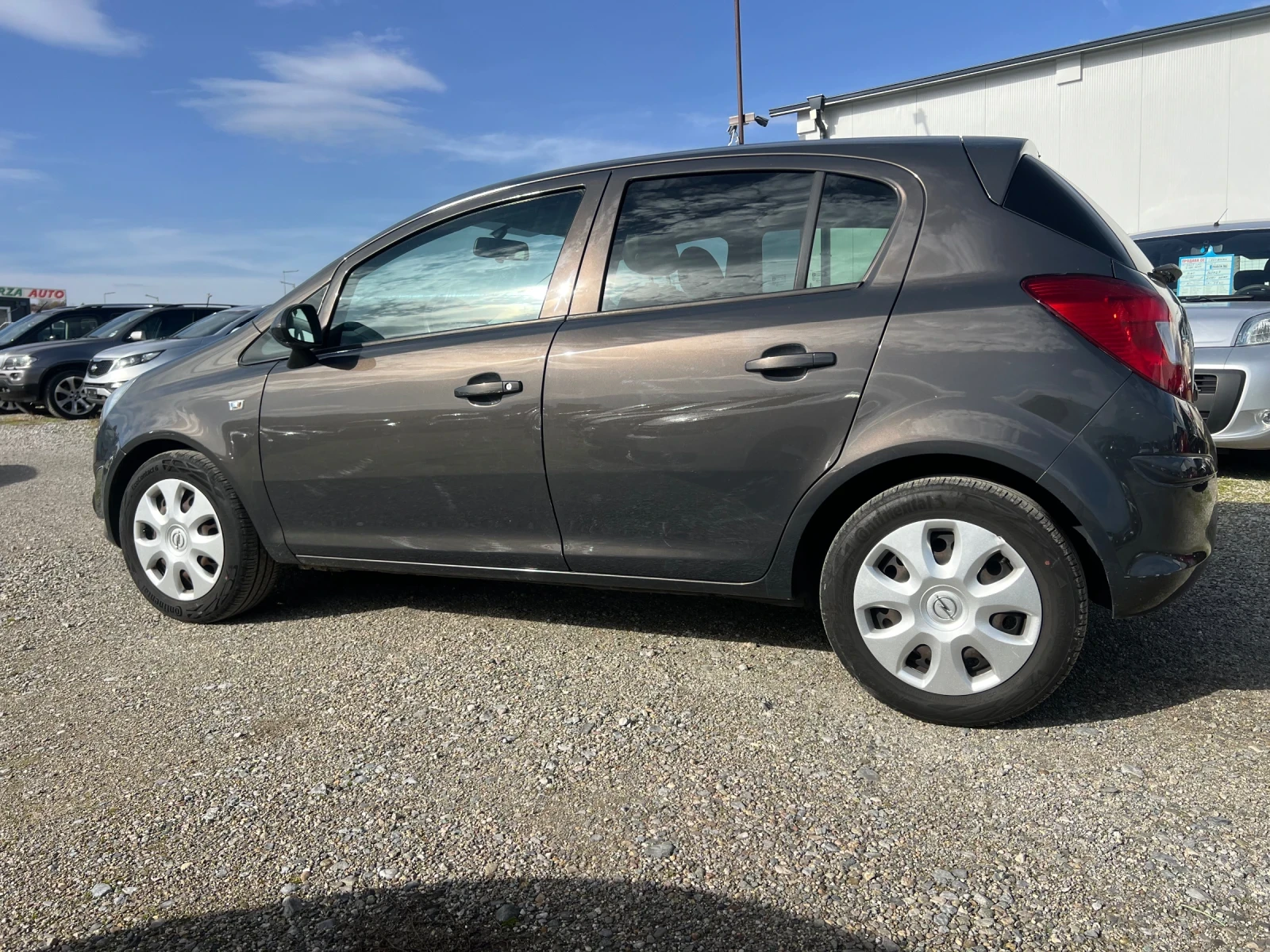 Opel Corsa  - изображение 8