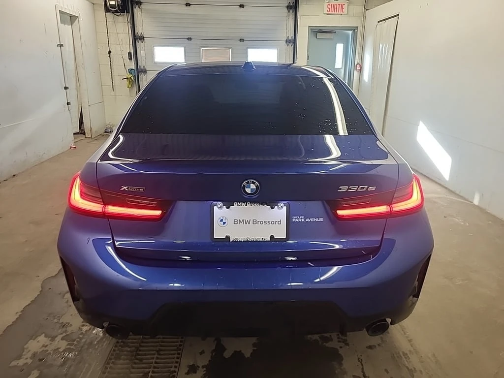 BMW 330 * 330E xDrive * M-Sport * CARFAX * Plug In Hybrid  | Mobile.bg � ����������� 6