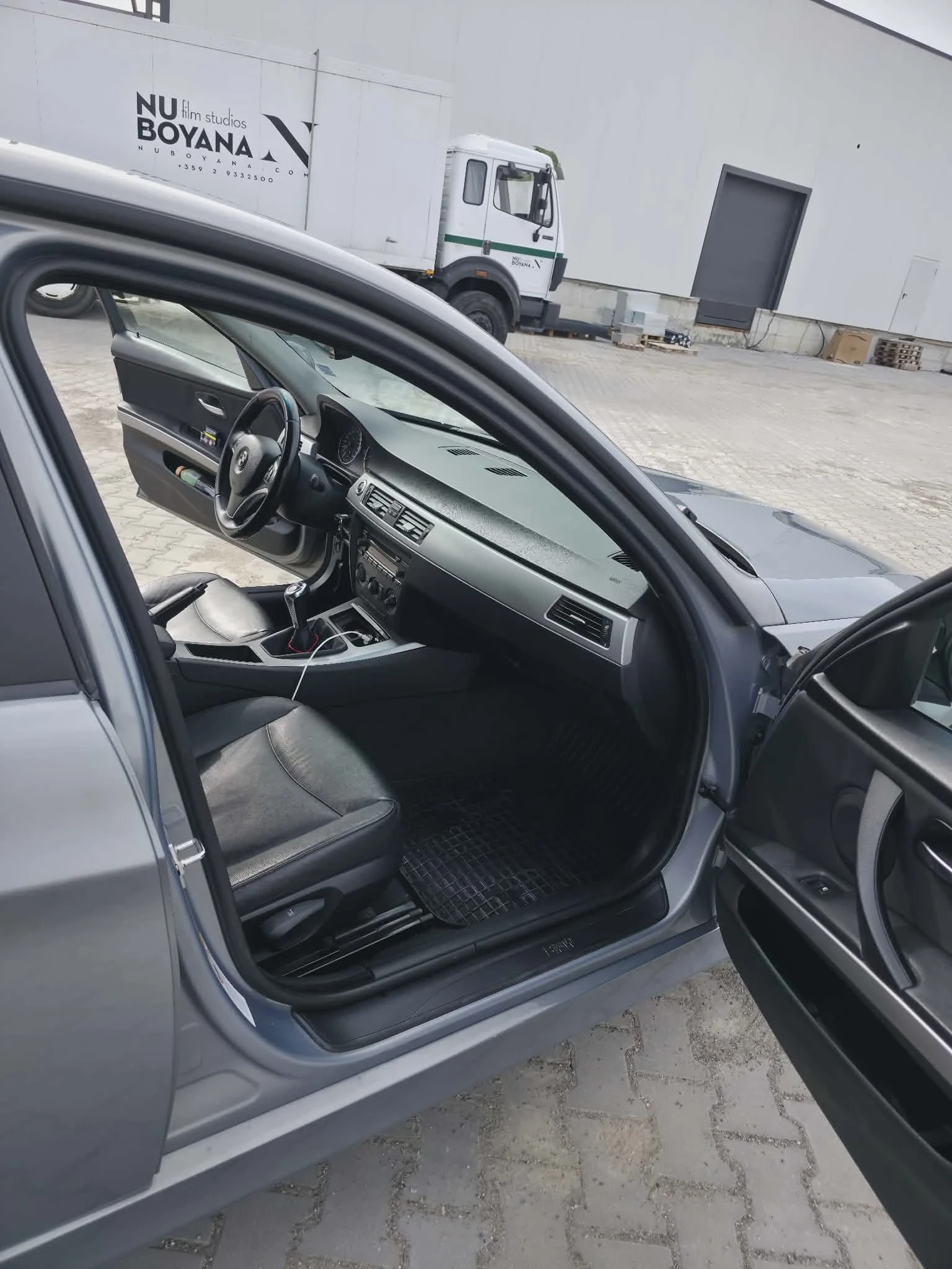 BMW 325  - изображение 7