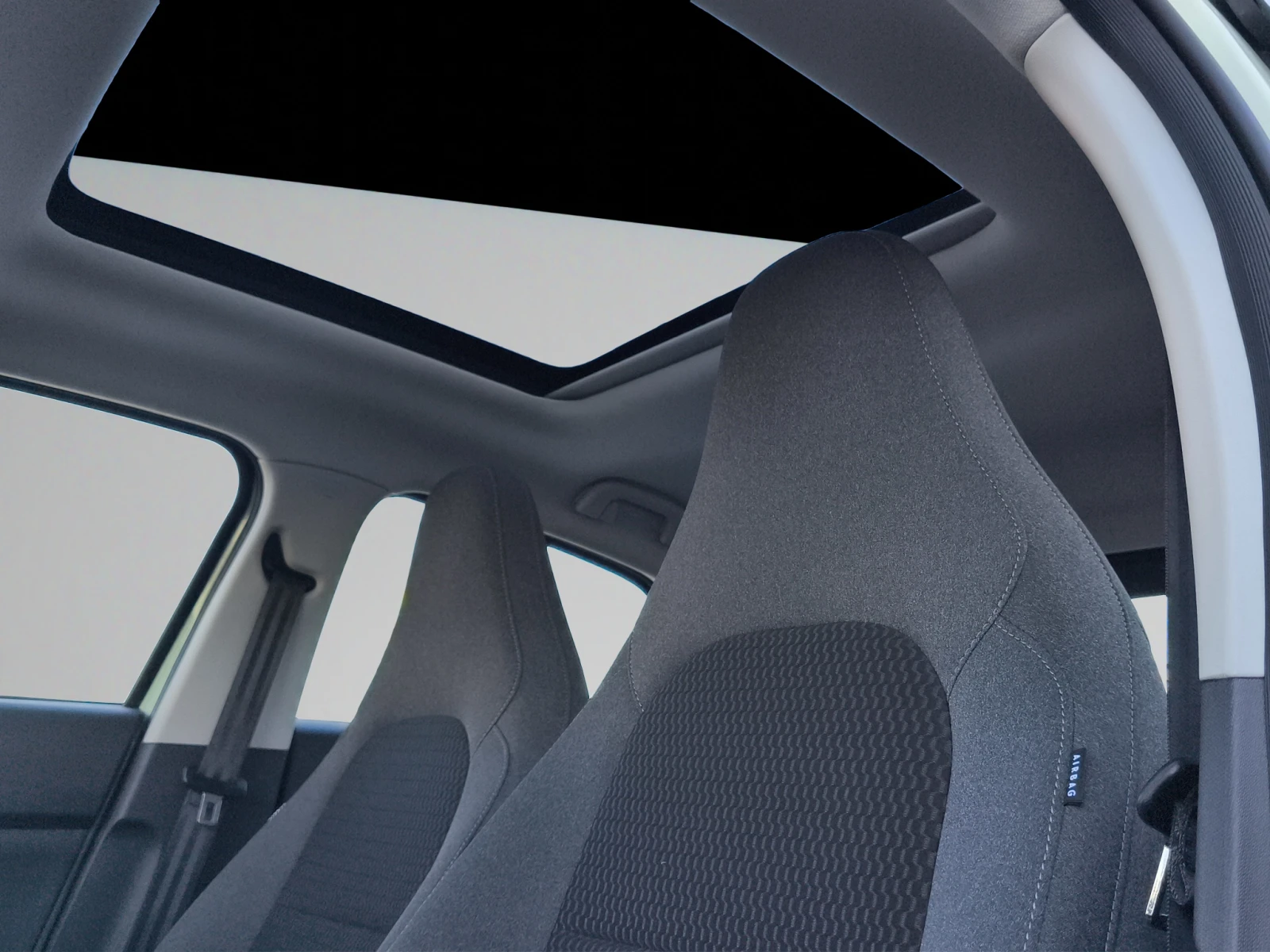 Leapmotor T03 BEV 70kW 37, 3kWh//2506636, снимка 13 - Автомобили и джипове - 53828202