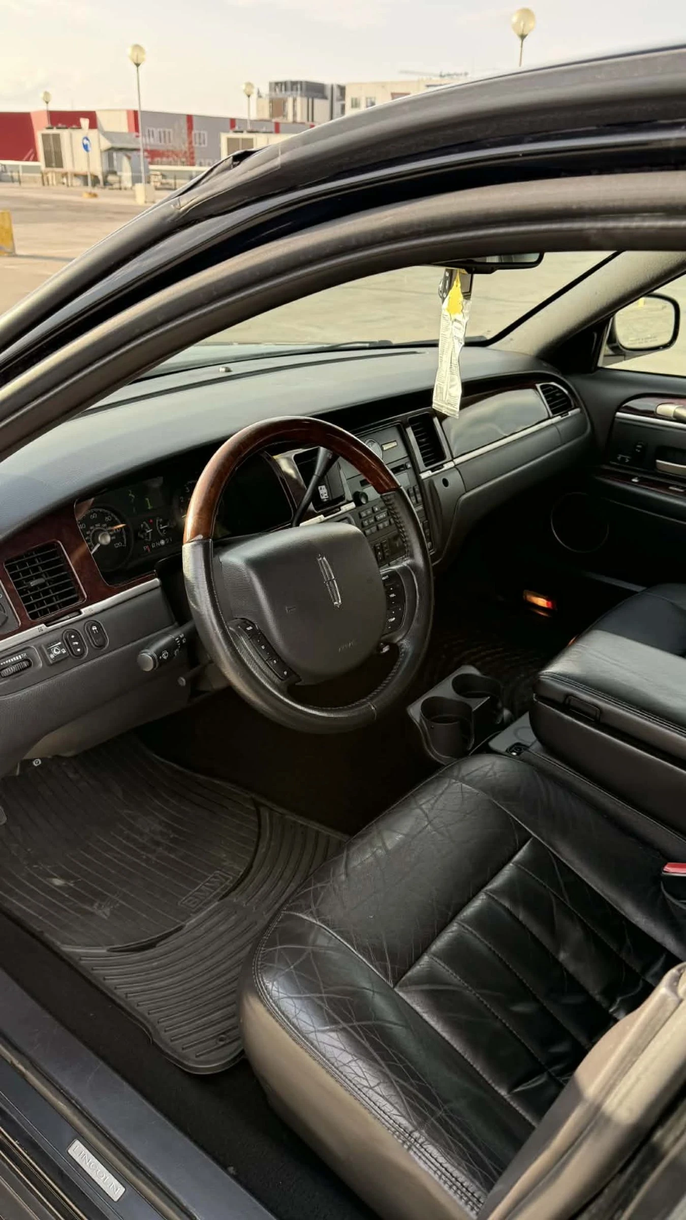 Lincoln Town car Executive L 4.6  | Mobile.bg � ����������� 17