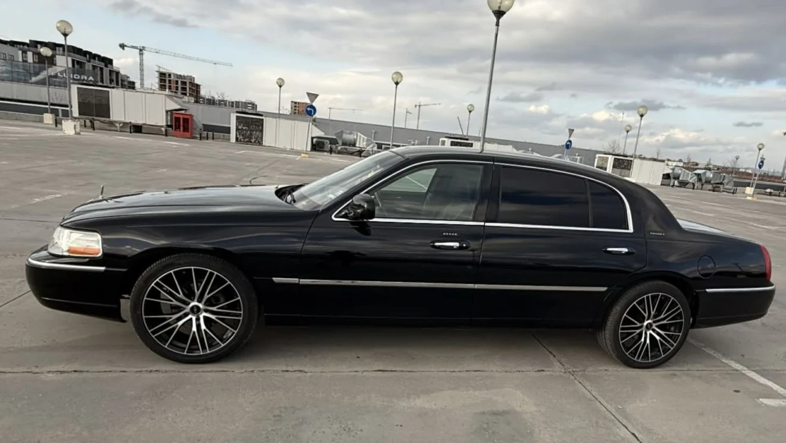 Lincoln Town car Executive L 4.6 , снимка 3 - Автомобили и джипове - 54113099