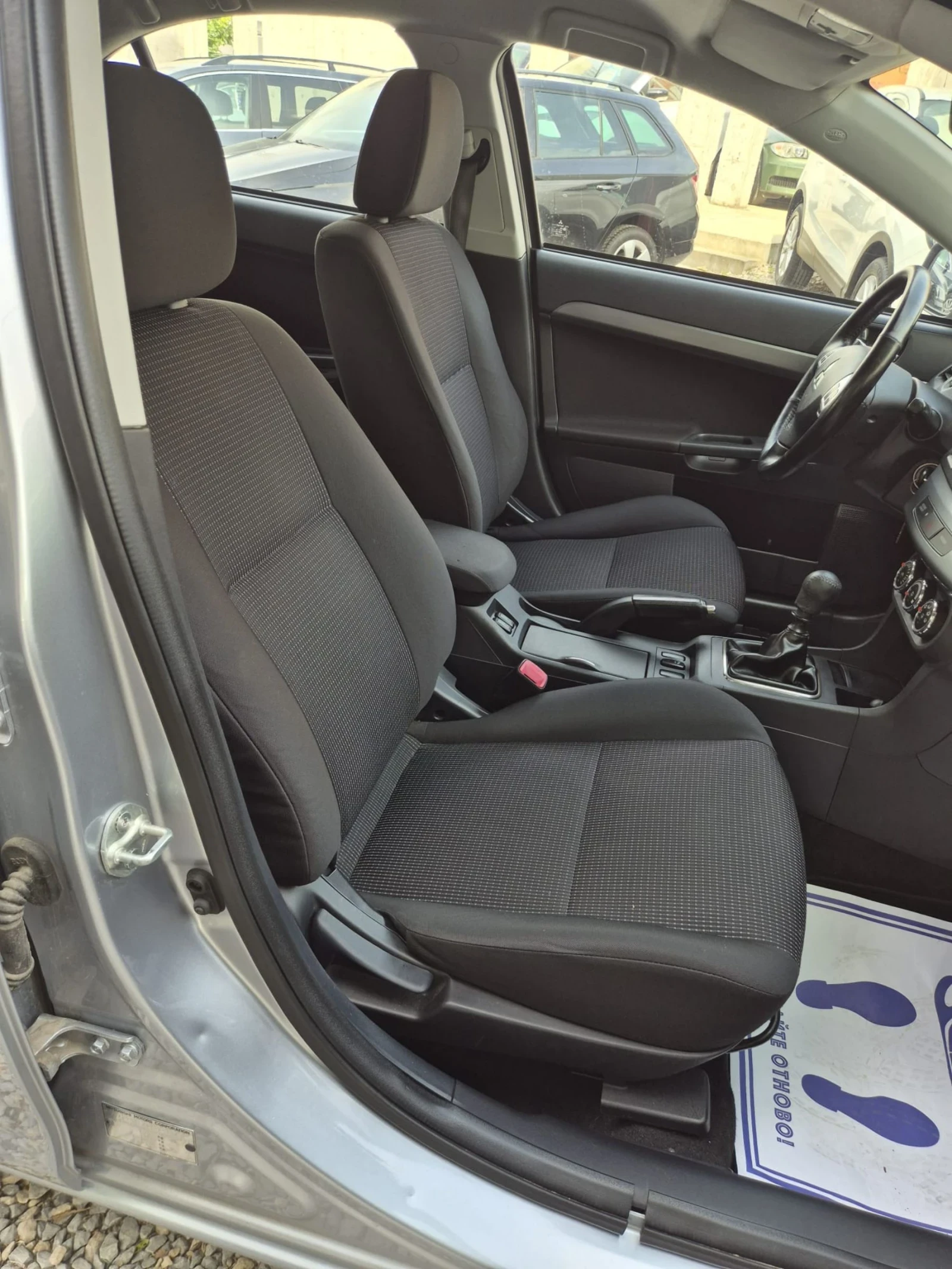 Mitsubishi Lancer 1.8did, снимка 10 - Автомобили и джипове - 54219977