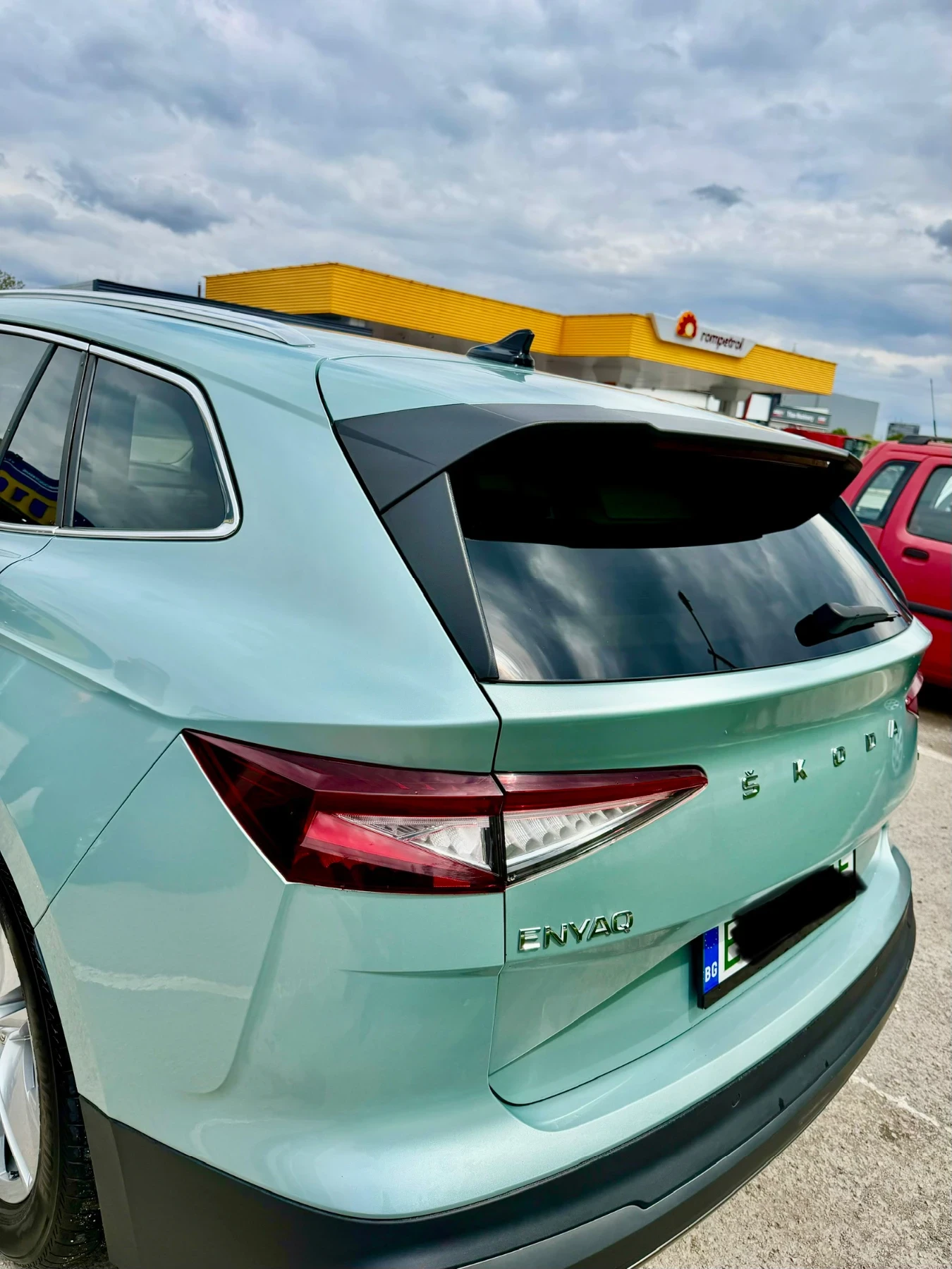 Skoda Enyaq iV80, снимка 8 - Автомобили и джипове - 54401517