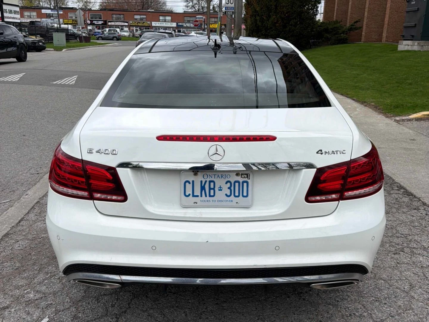 Mercedes-Benz E 400 AMG* Coupe* Distronic* 360* Обдух, снимка 5 - Автомобили и джипове - 54412844