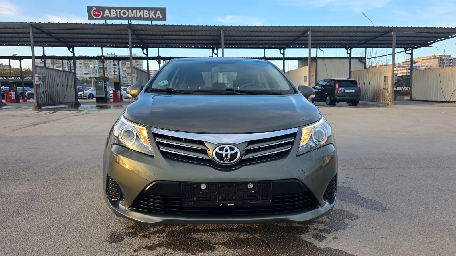 Toyota Avensis УНИКАТ/FACE LIFT, снимка 2 - Автомобили и джипове - 54459094