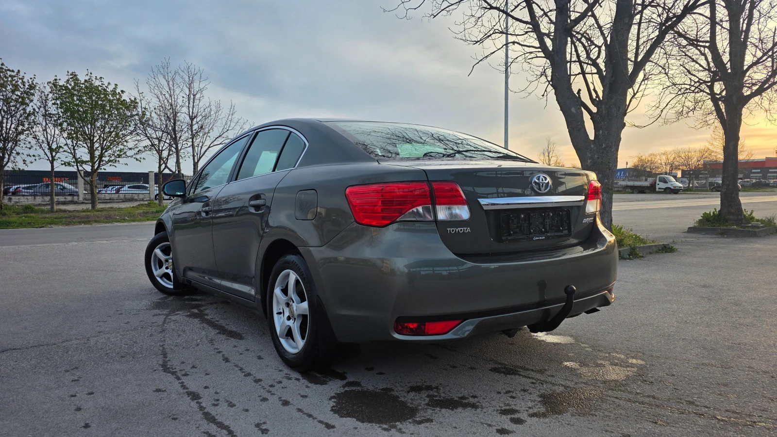 Toyota Avensis УНИКАТ/FACE LIFT, снимка 5 - Автомобили и джипове - 54459094