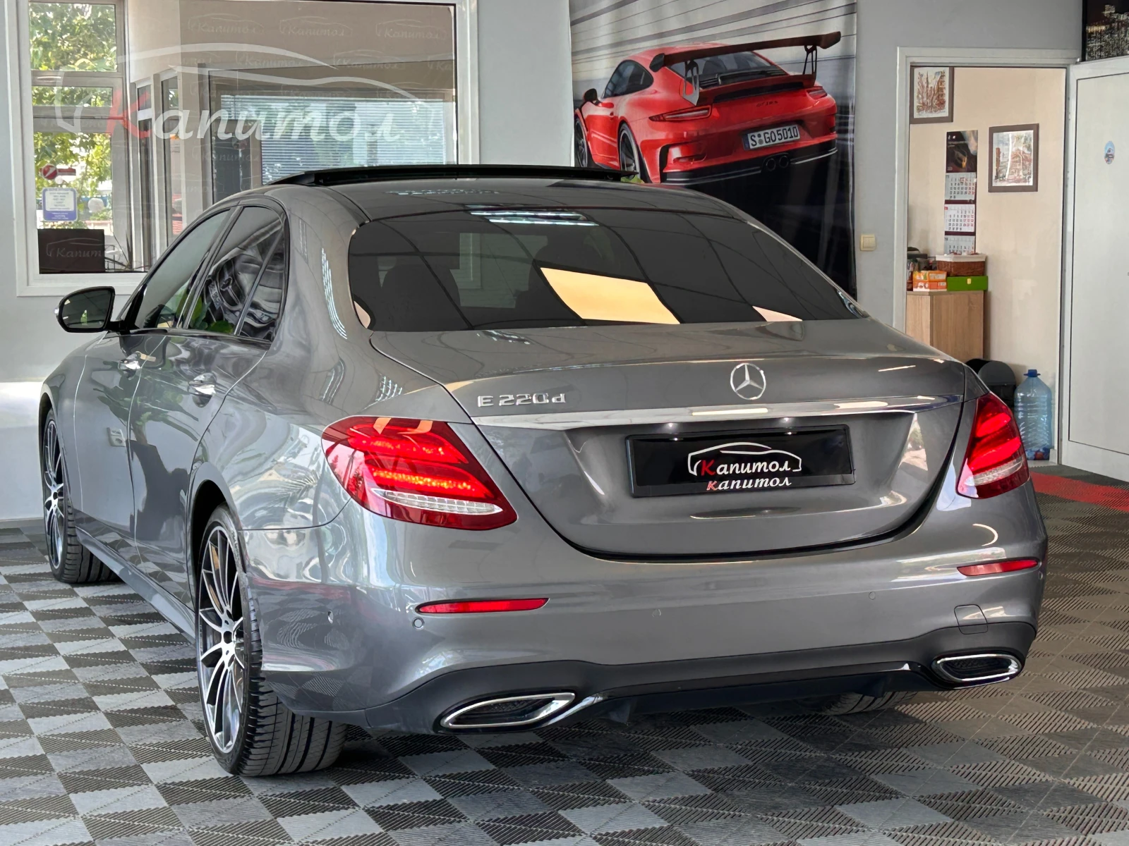Mercedes-Benz E 220 D AMG LINE NIGHT 9G 194, снимка 4 - Автомобили и джипове - 54710427