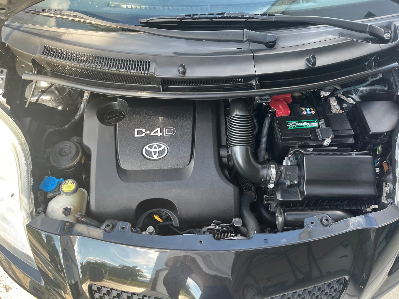 Toyota Yaris 1.4 D4D Автоматик !, снимка 15 - Автомобили и джипове - 55425043