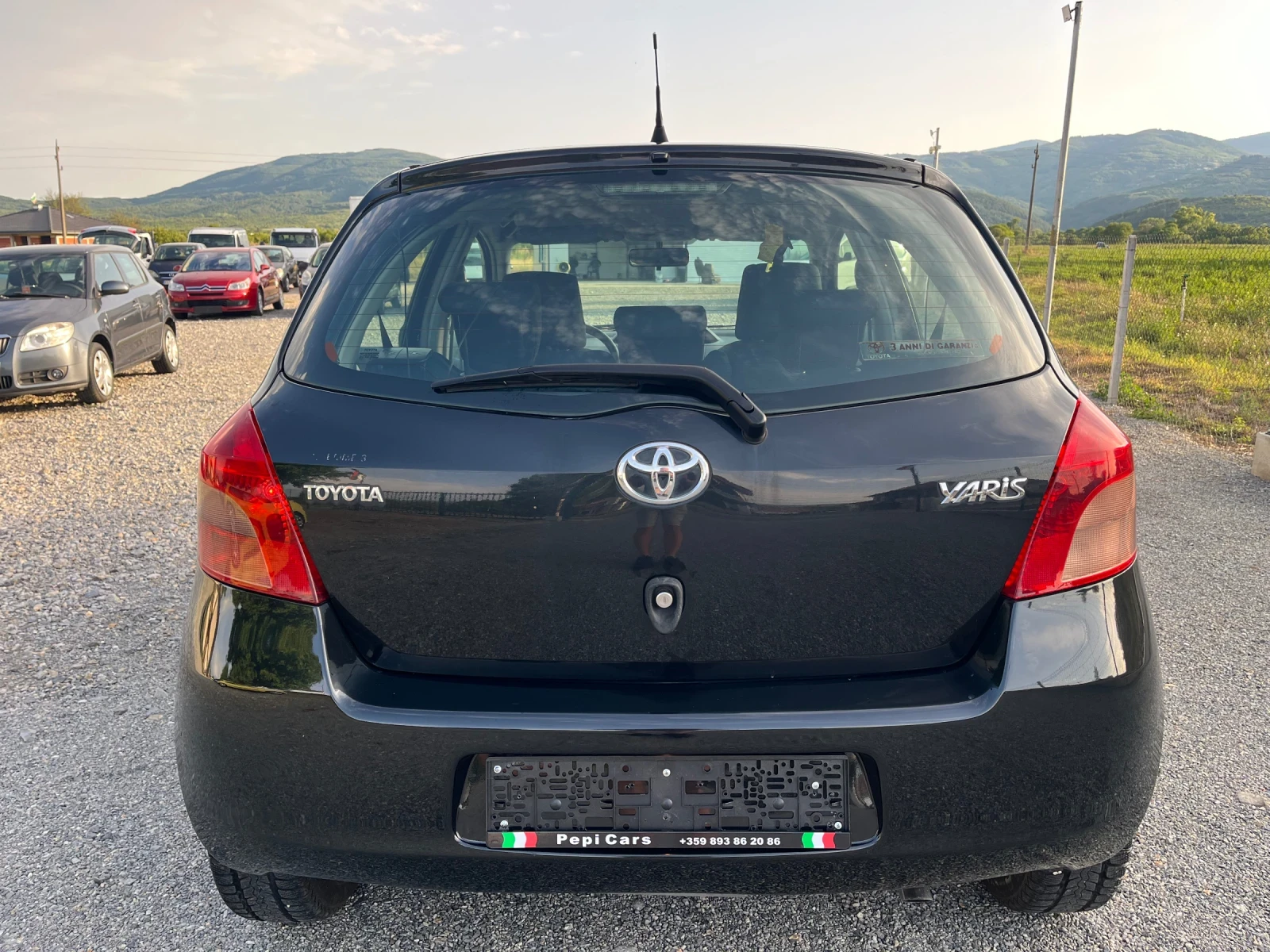 Toyota Yaris 1.4 D4D Автоматик !, снимка 4 - Автомобили и джипове - 55425043