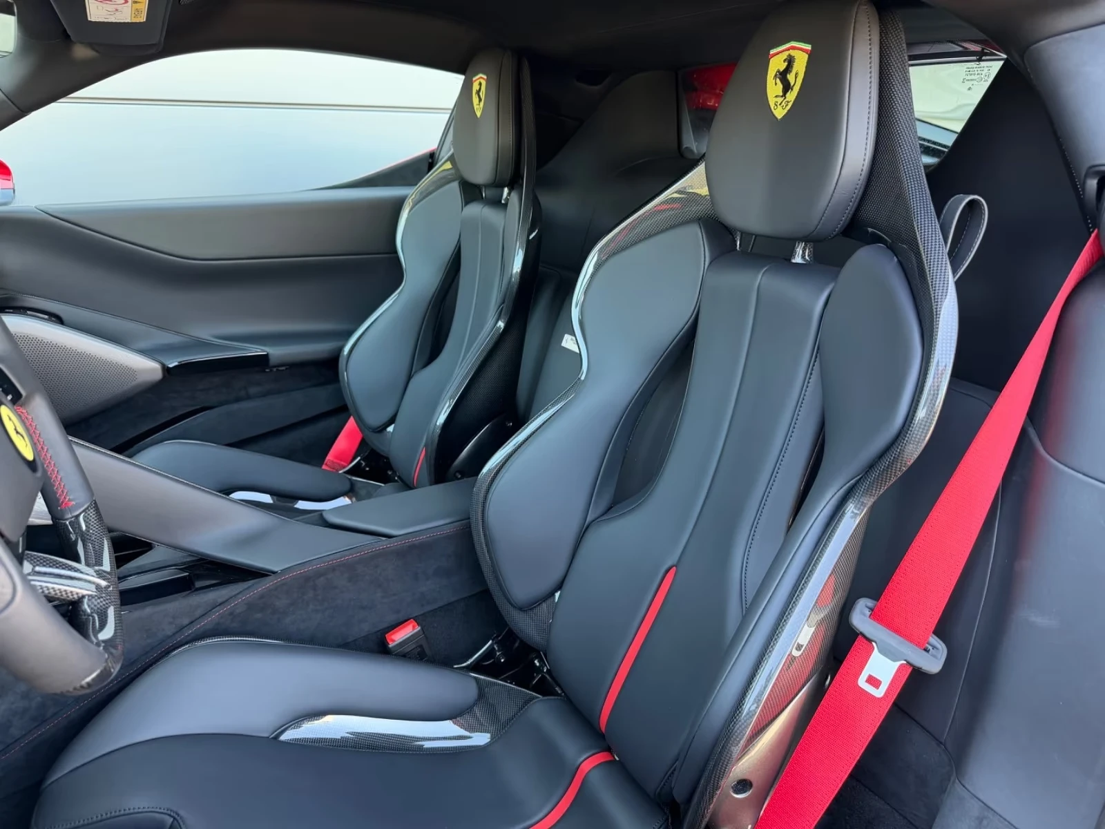 Ferrari Testarossa CARBON KERAMIK 360-CAM LIFT-SYSTEM , снимка 8 - Автомобили и джипове - 55579480
