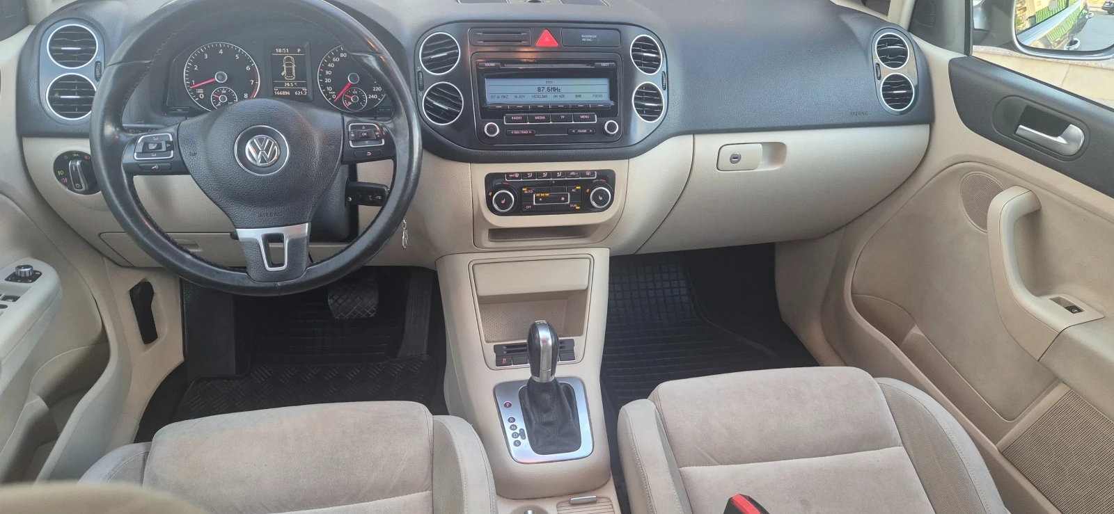 VW Golf Plus 1.4-TSI-160к.к.* 7gТроник* , снимка 4 - Автомобили и джипове - 56081011