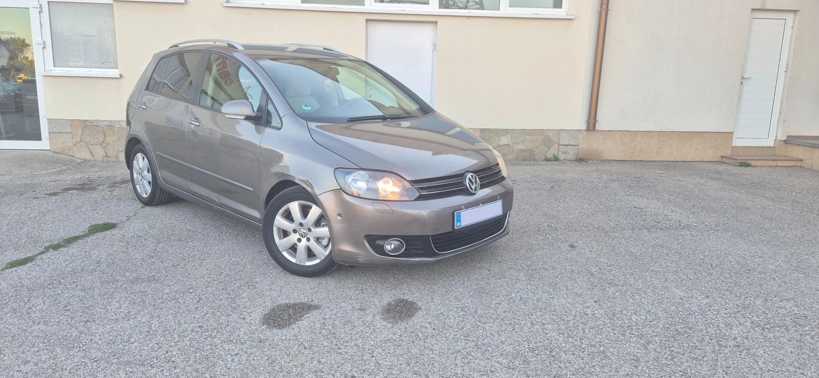 VW Golf Plus 1.4-TSI-160к.к.* 7gТроник* , снимка 12 - Автомобили и джипове - 56081011