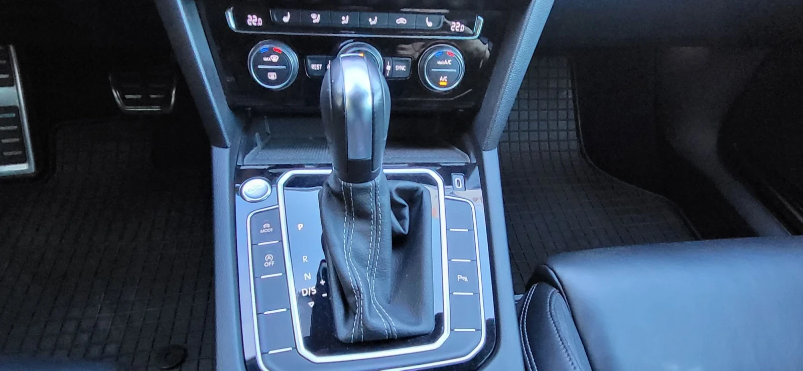 VW Passat R-LINE, снимка 13 - Автомобили и джипове - 56417472