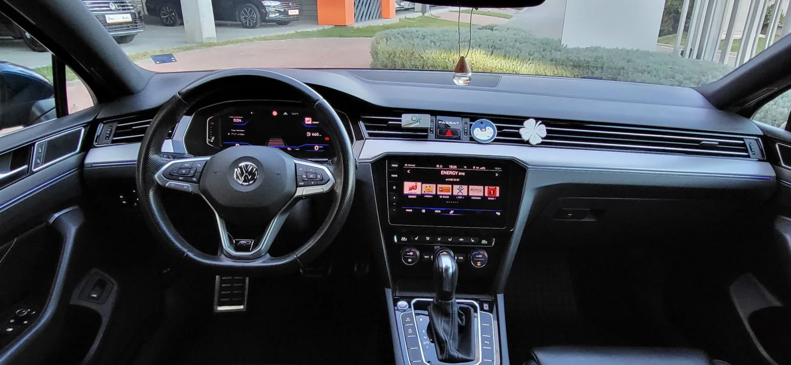 VW Passat R-LINE, снимка 12 - Автомобили и джипове - 56417472