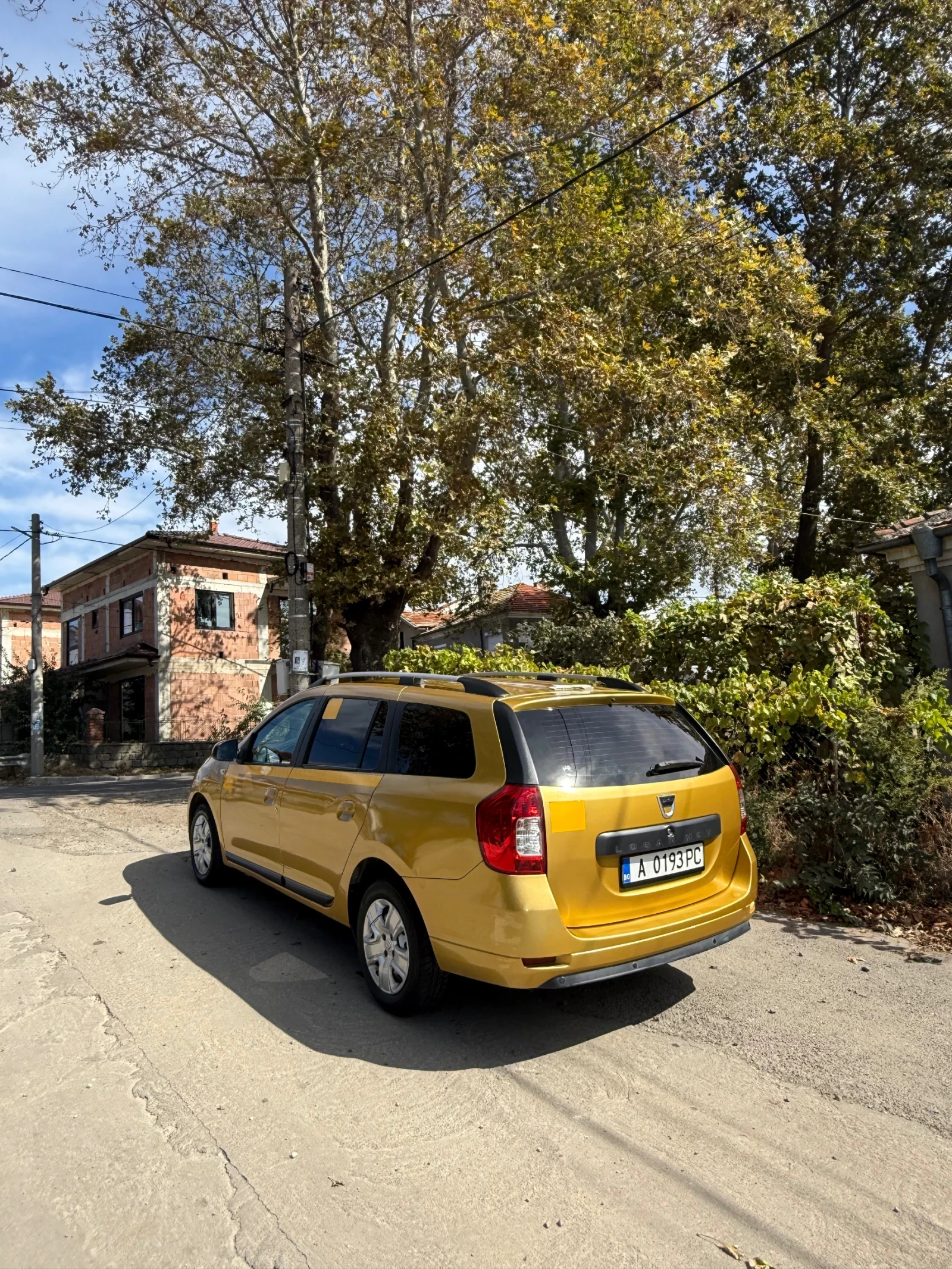 Dacia Logan, снимка 6 - Автомобили и джипове - 56439665