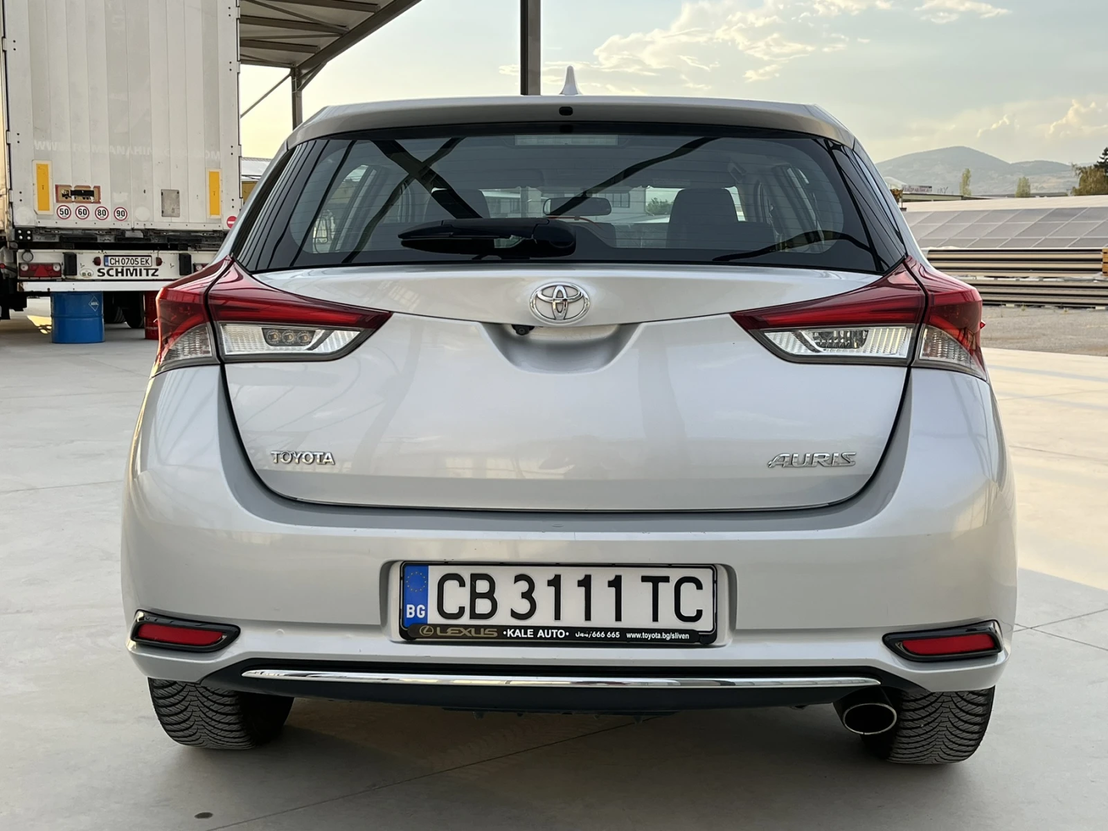 Toyota Auris 1.2T MT | Mobile.bg � ����������� 3