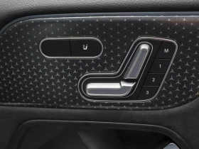 Mercedes-Benz EQA 300 4Matic = AMG Line = Premium Гаранция, снимка 3