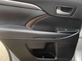 Toyota Highlander * Limited * 2 КЛЮЧА* PANO* KEYLESS* ПОДГРЕВ* , снимка 12