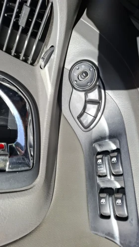 Обява за продажба на Hyundai Santa fe 2.4 16V 147hp + ГИ ~4 500 лв. - изображение 9