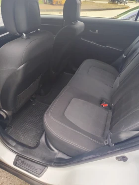 Kia Sportage 2.0crdi, снимка 7