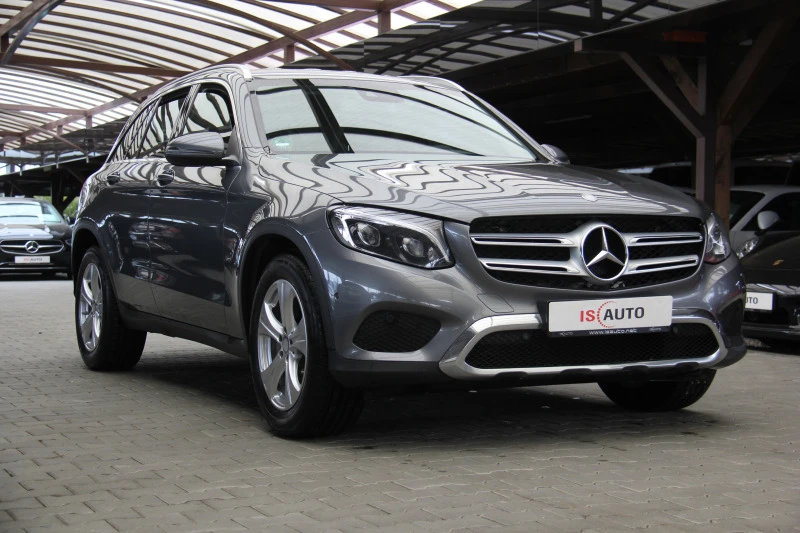 Mercedes-Benz GLC 220 4Matic /LED/DYNAMIC/Navi/Подгрев, снимка 2 - Автомобили и джипове - 39793979