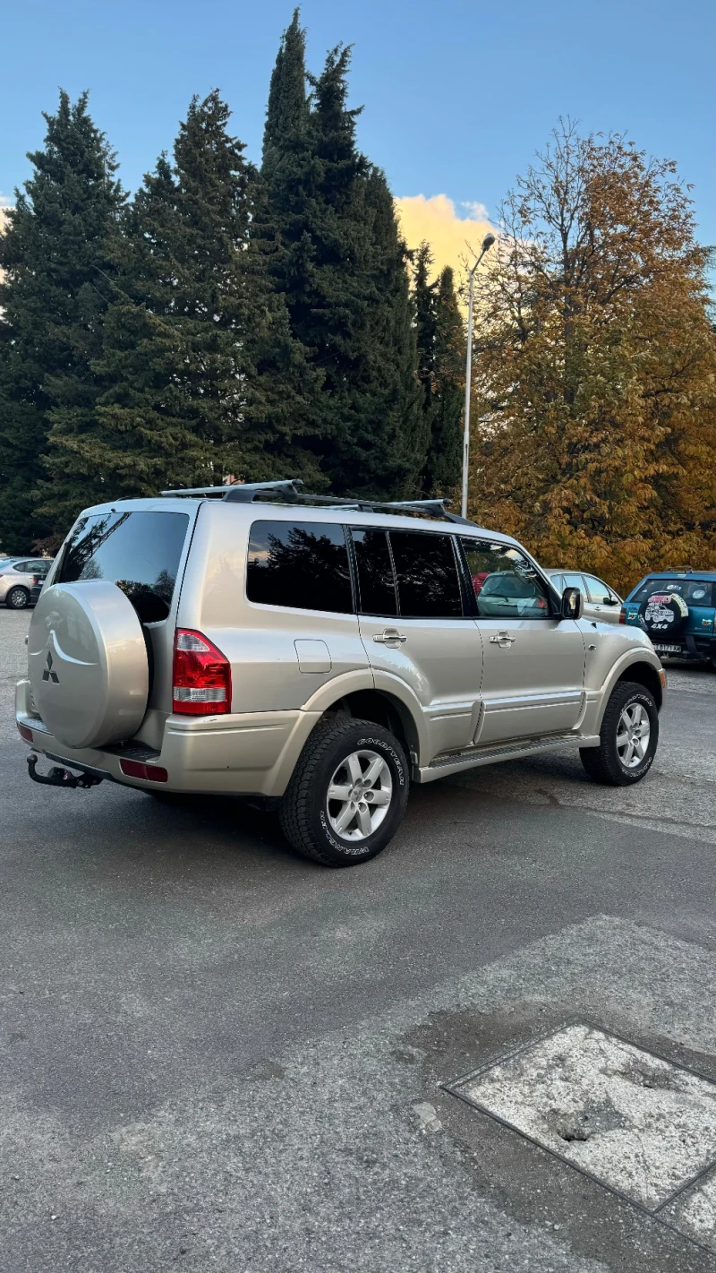 Mitsubishi Pajero 3.8 v6 бензин газ, снимка 2 - Автомобили и джипове - 48080588