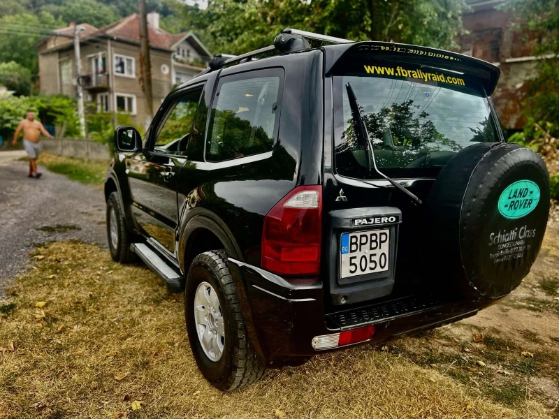 Mitsubishi Pajero 3.2 di-d, снимка 10 - Автомобили и джипове - 51162888