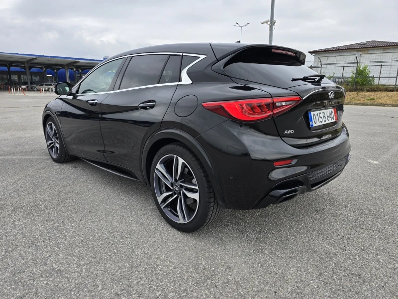 Infiniti Q30 QS30 4X4, снимка 4 - Автомобили и джипове - 51204899