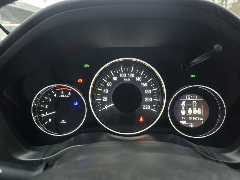 Honda Hr-v ELEGANCE 6 скорости, снимка 17 - Автомобили и джипове - 52827553