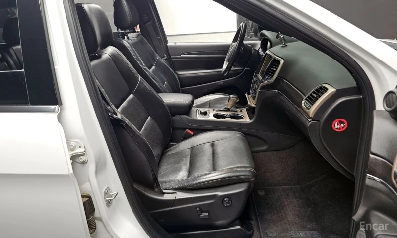 Jeep Grand cherokee, снимка 10 - Автомобили и джипове - 53026547