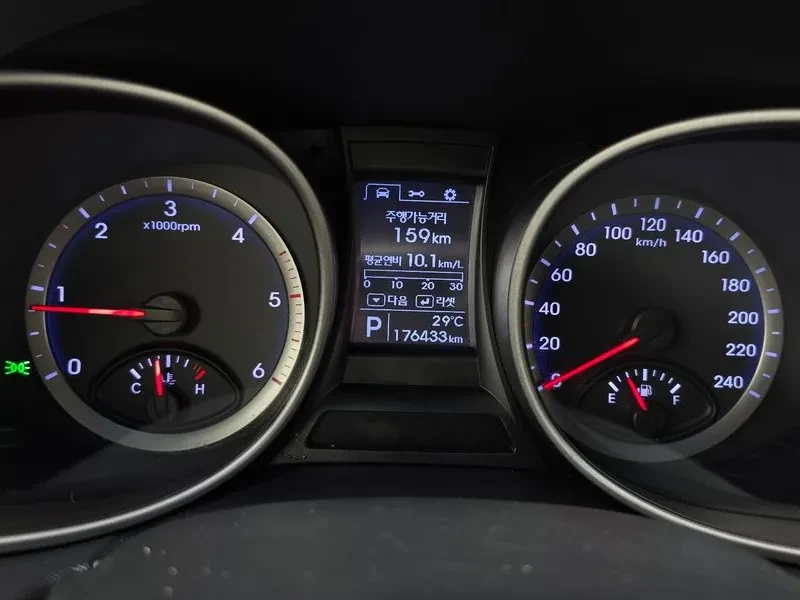 Hyundai Santa fe 2.0 2WD MODERN, снимка 8 - Автомобили и джипове - 55800799